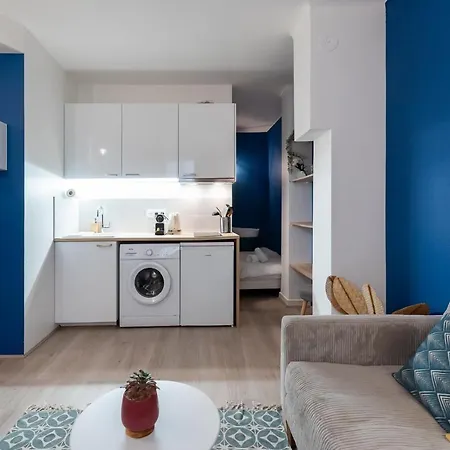Studio Blue Confort , Proche Gare Part Dieu